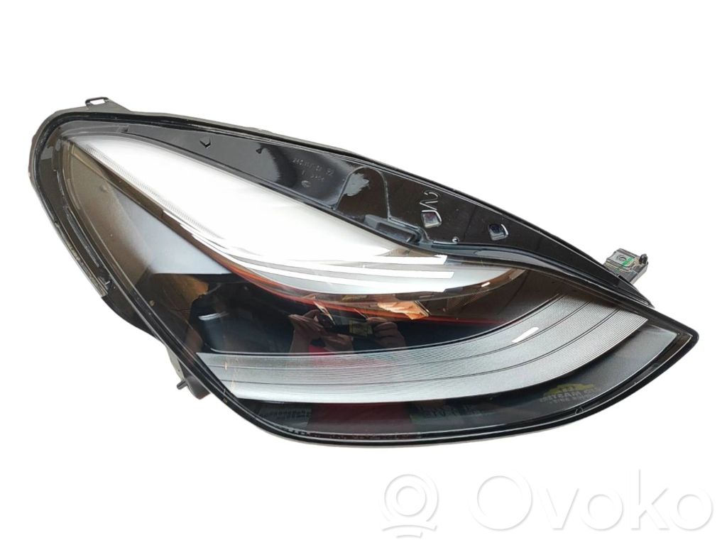 Tesla Model Y Headlight/headlamp 