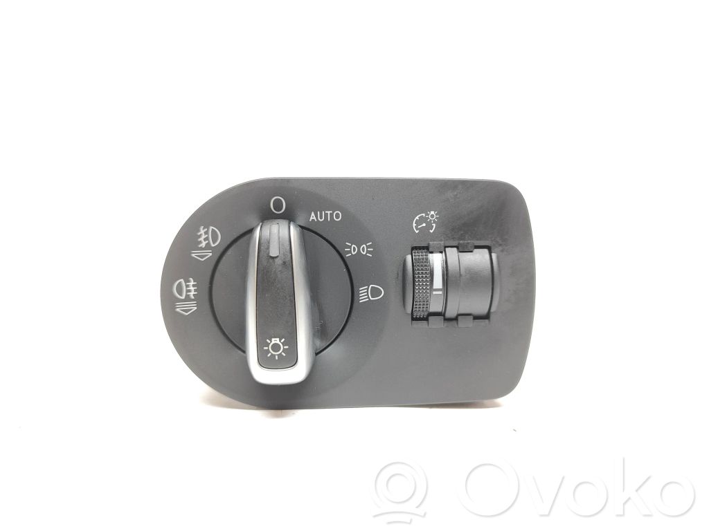 Audi A1 Light switch 