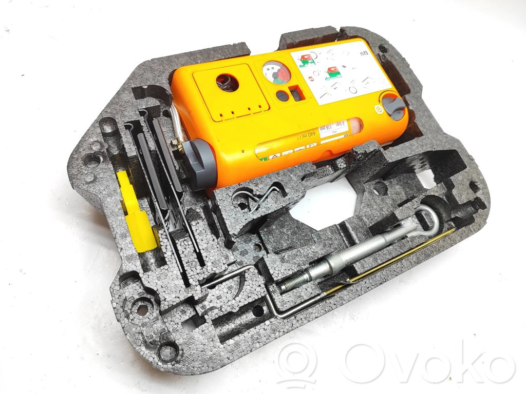 Tool box   980220180
