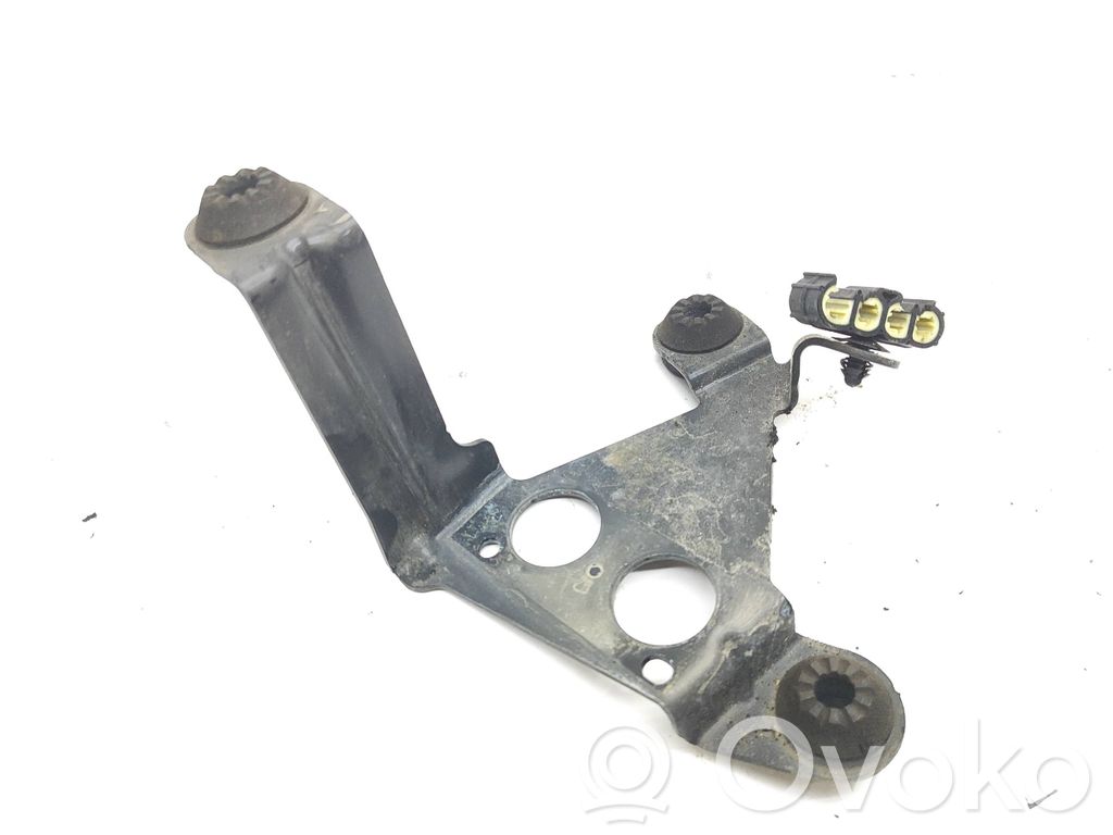 Volvo S90, V90 ABS pump bracket 