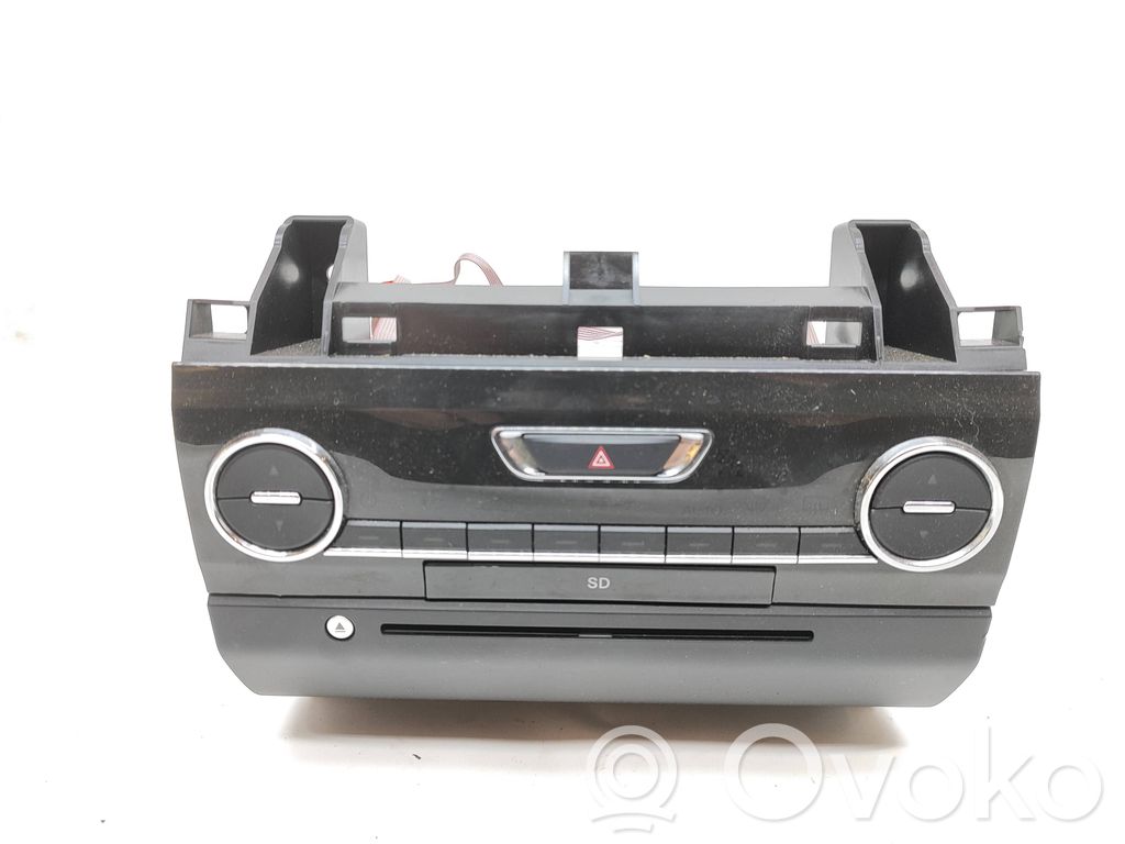Maserati Ghibli Panel / Radioodtwarzacz CD/DVD/GPS 