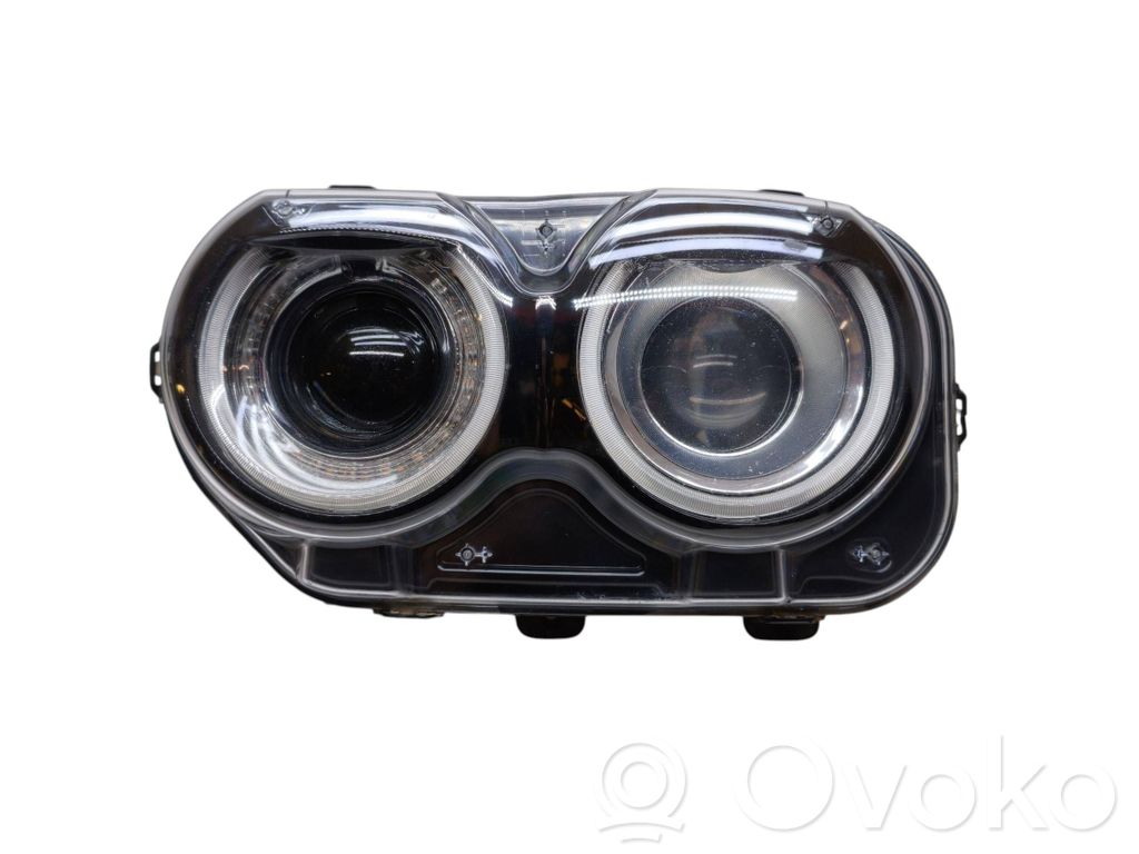 Dodge Challenger Lampa przednia 