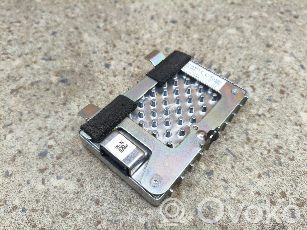 Volvo XC40 Wireless charging module 