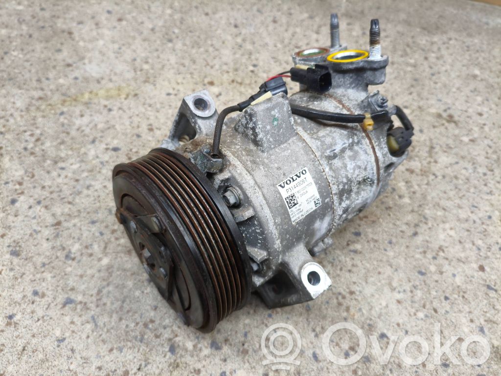 Volvo XC40 Kompresor / Sprężarka klimatyzacji A/C 