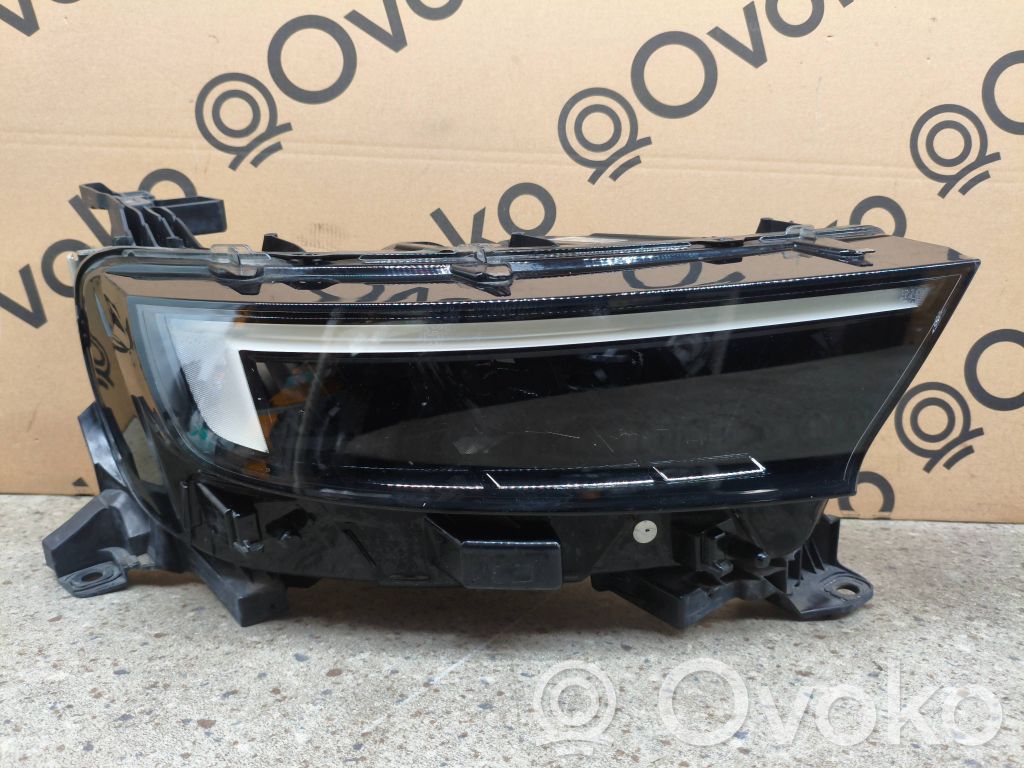 Opel Mokka B Lampa przednia 