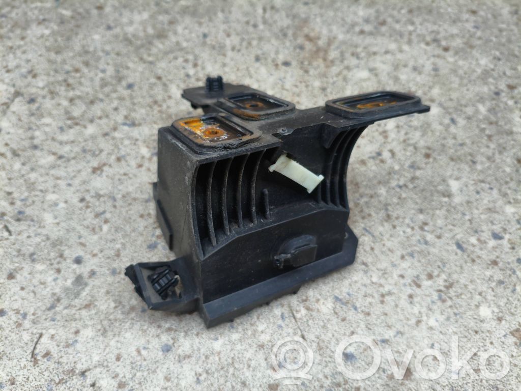 Ford Explorer VI Support de radar d'angle mort 