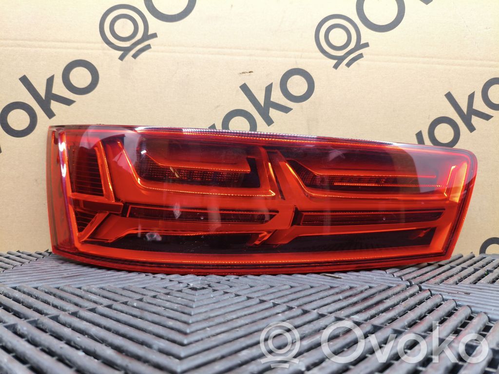 Audi Q7 4M Takaluukun takavalot 