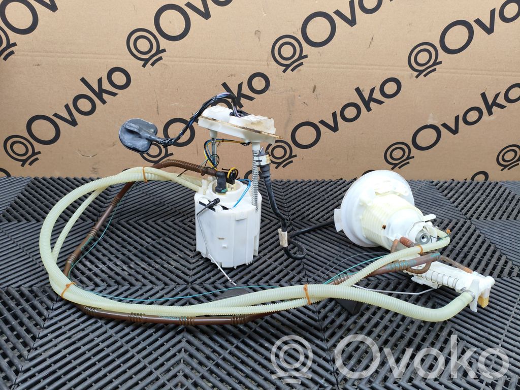 Dodge Challenger Bomba interna de combustible 