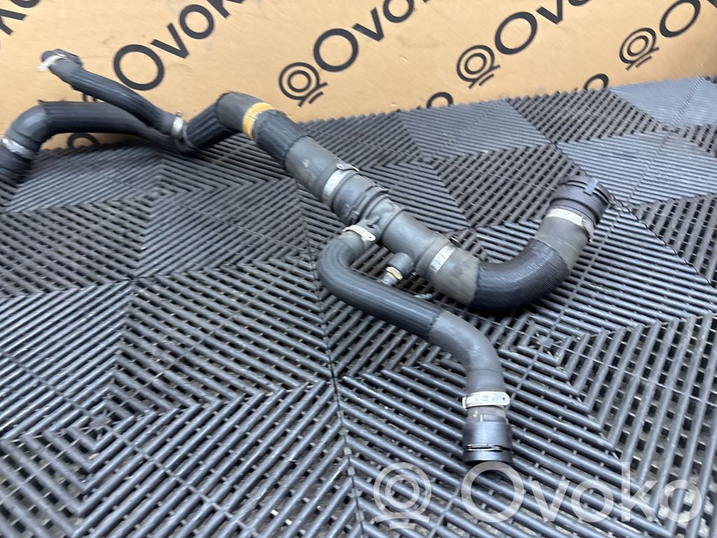 Alfa Romeo Stelvio Przewód / Wąż chłodnicy 
