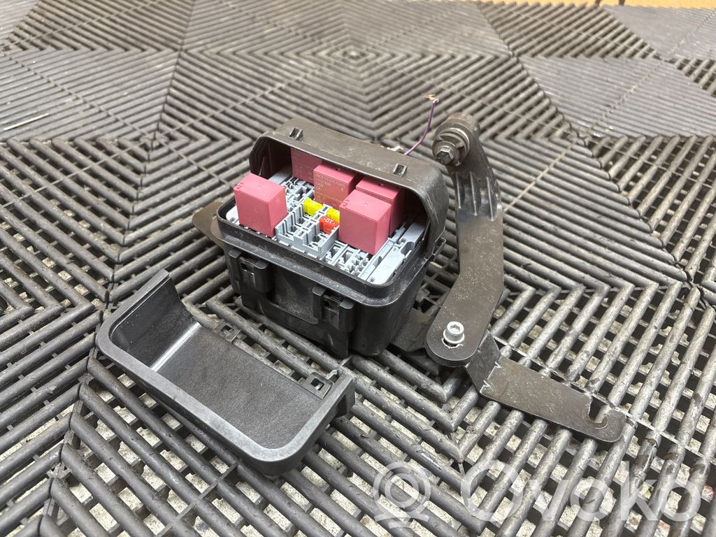 Alfa Romeo Stelvio Set cutie siguranțe 