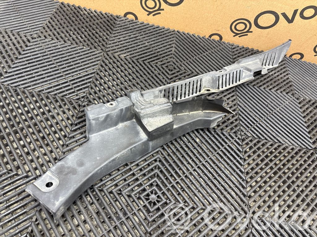 Volvo XC60 Bridă fixare aripă față