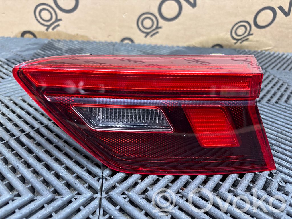 Volkswagen Tiguan Allspace Takaluukun takavalot 