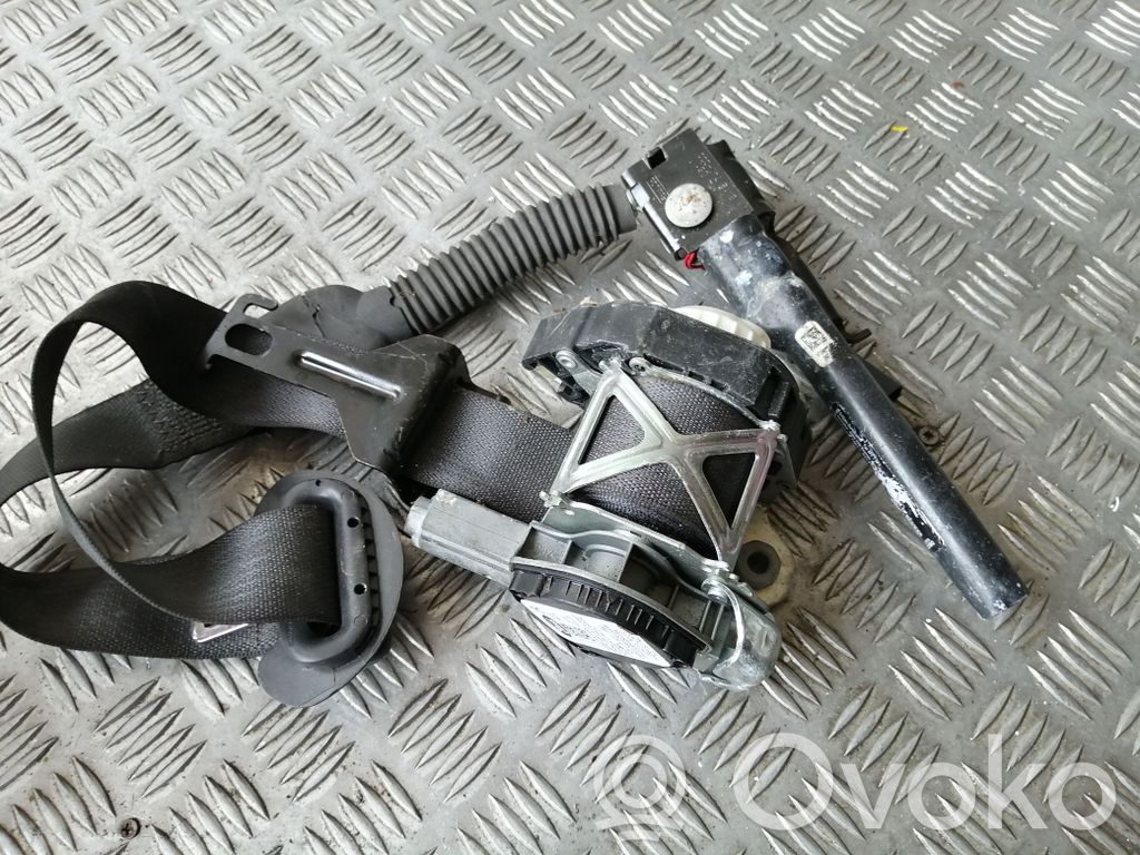 Ford Explorer V Front seatbelt 
