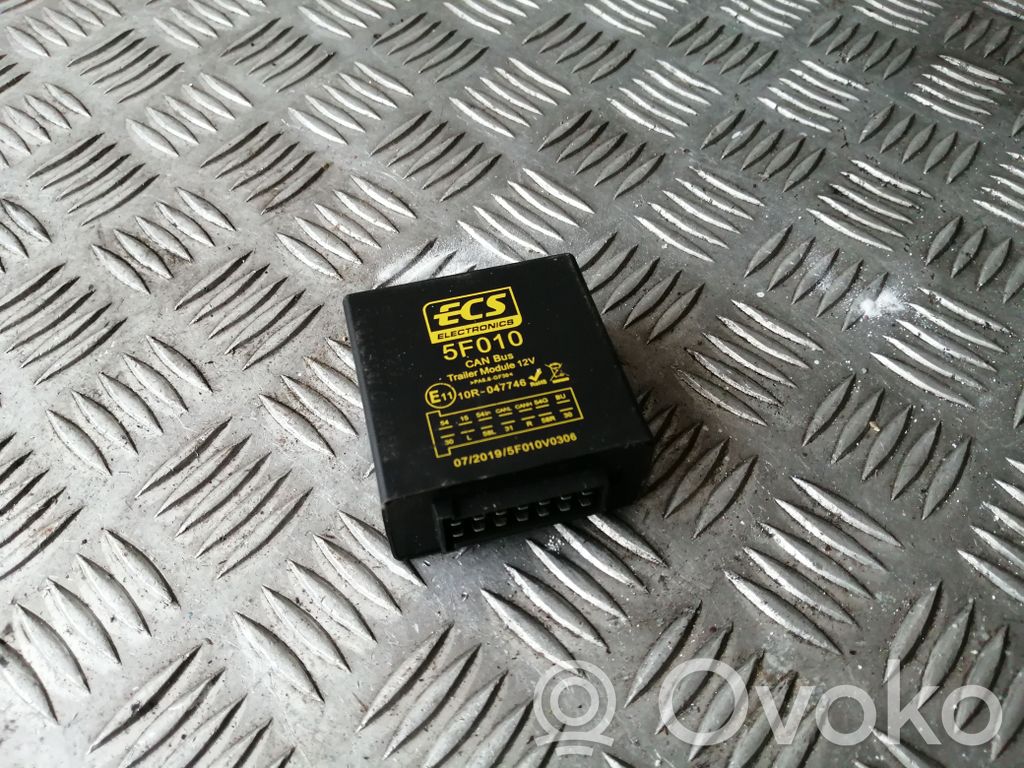 Skoda Superb B6 (3T) Tow bar trailer control unit/module 