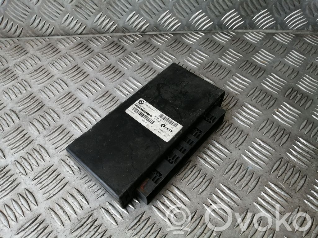 BMW 5 E60 E61 Komforta modulis 