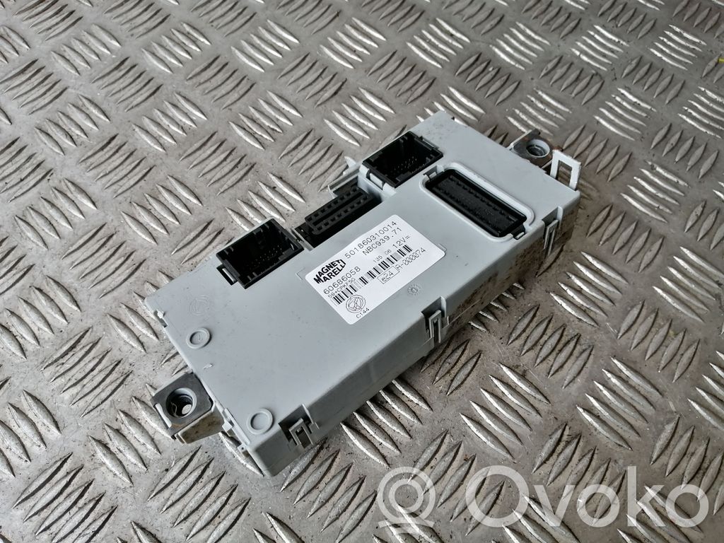 Alfa Romeo 159 Komforta modulis 