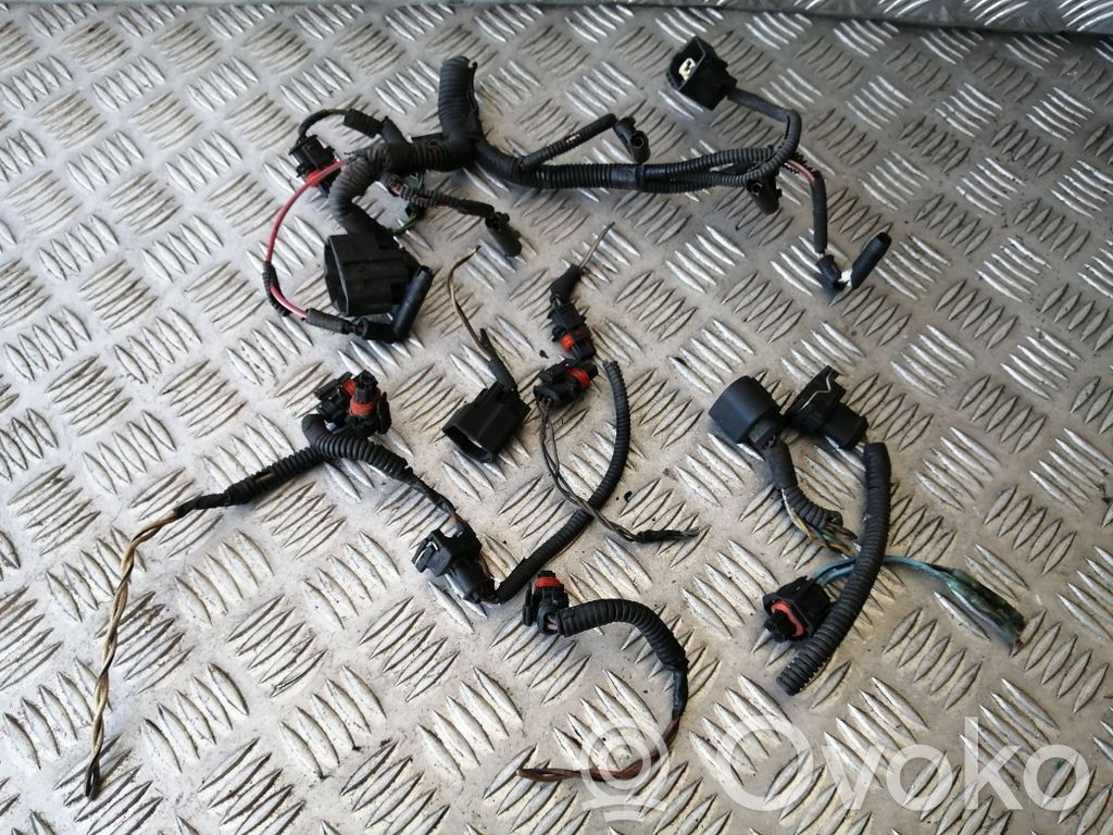 Volvo S60 Fuel injector wires 