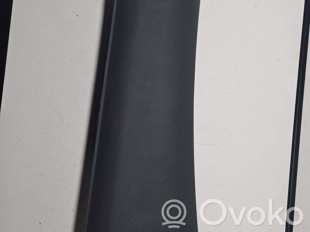 Osłona dolna słupka / B   P6BN43TX7AB,N43AB