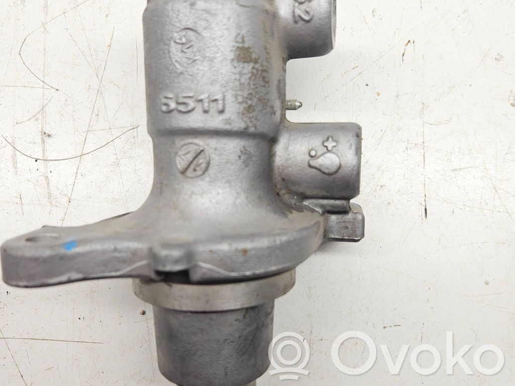 Dodge Challenger Master brake cylinder 