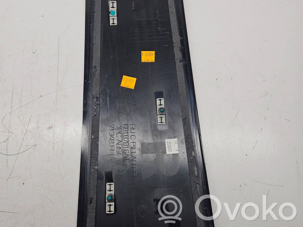 Chrysler Pacifica Listwa drzwi tylnych 