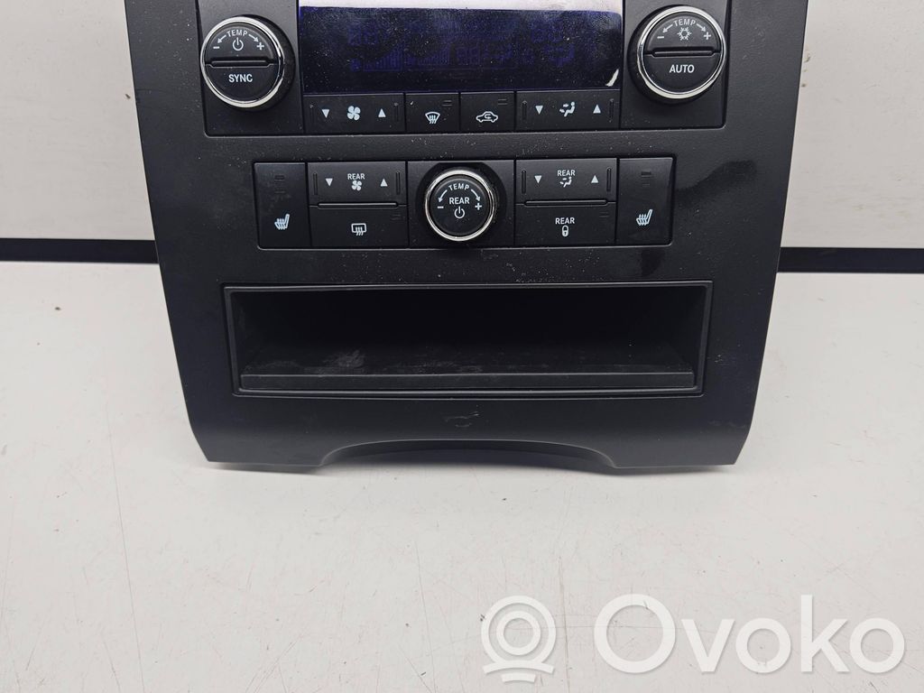 Volkswagen Routan Moldura del climatizador/control de calefacción 