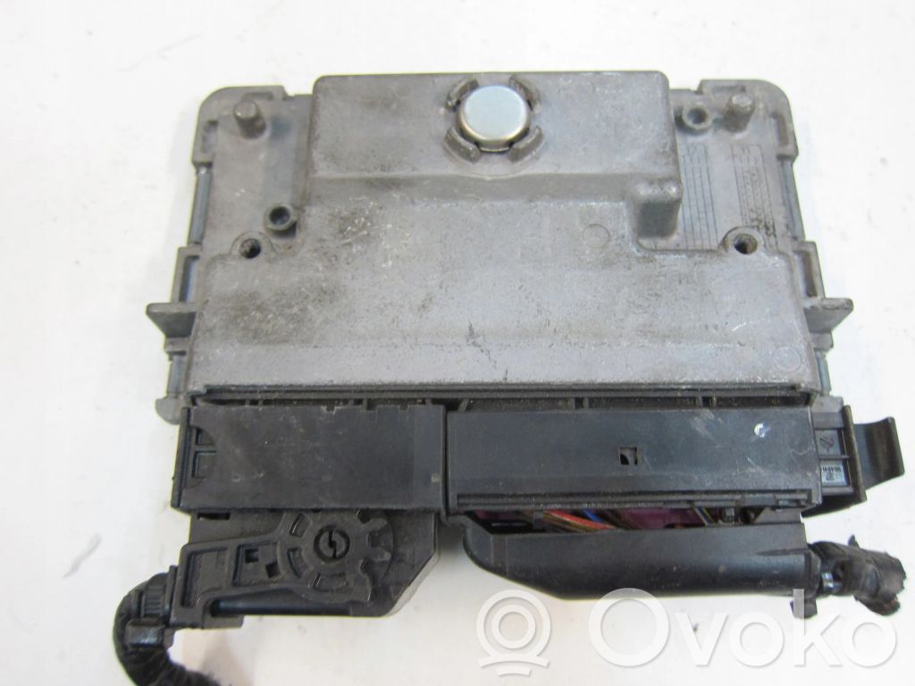 Skoda Fabia Mk2 (5J) Engine control unit/module 