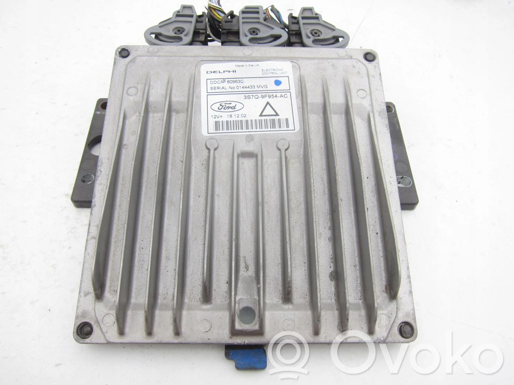 Ford Focus Engine control unit/module 