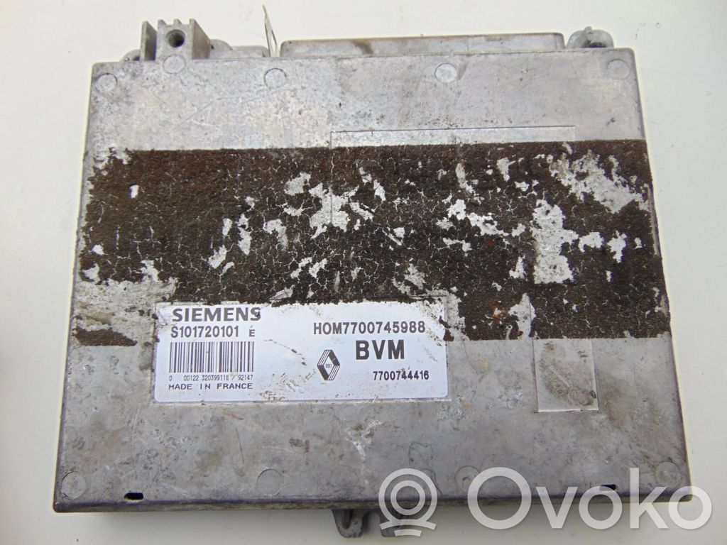 Renault Safrane Engine control unit/module 
