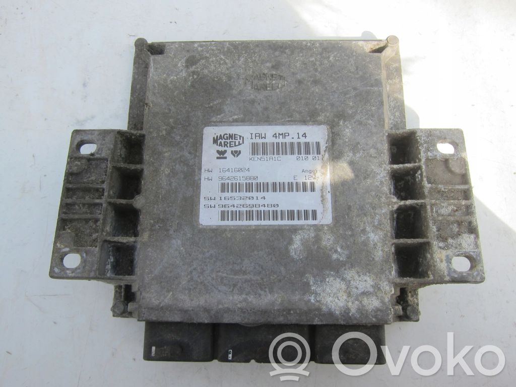 Peugeot 607 Engine control unit/module 