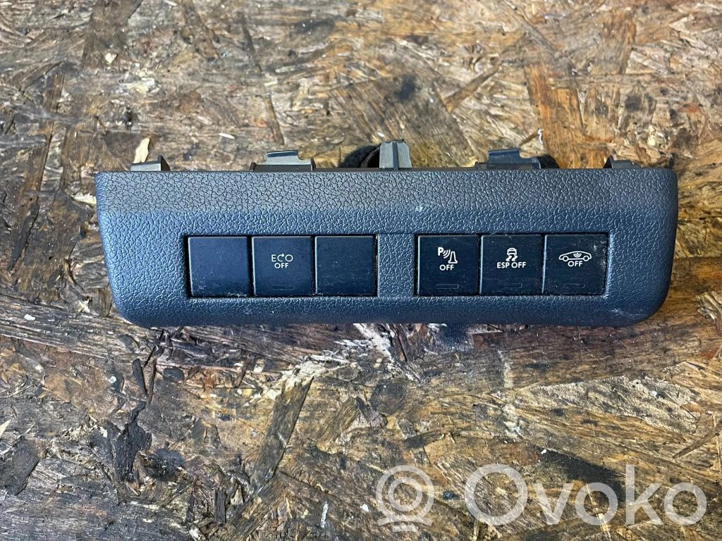 Peugeot 3008 I ESP (stability program) switch 
