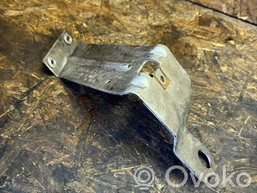 BMW X5 E70 Other engine bay part 