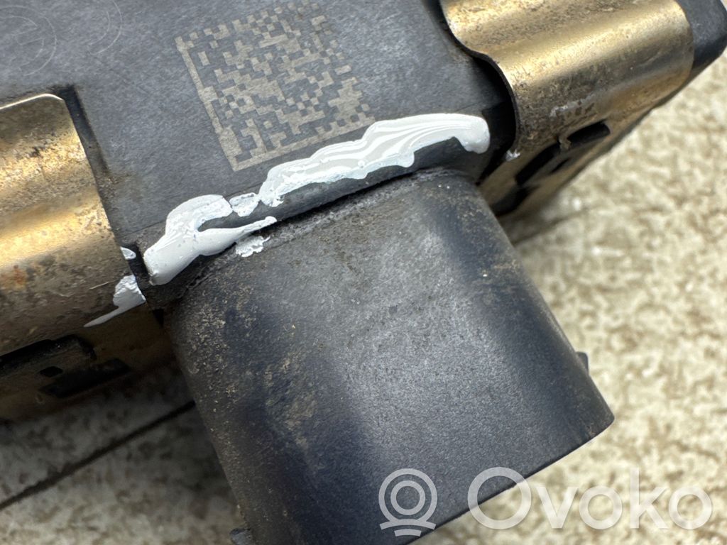 Volkswagen PASSAT B8 Sensor de radar Distronic 
