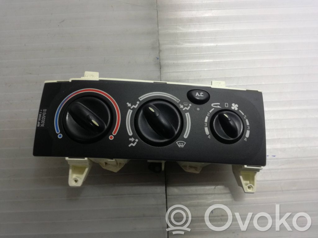 Renault Megane I Climate control unit 