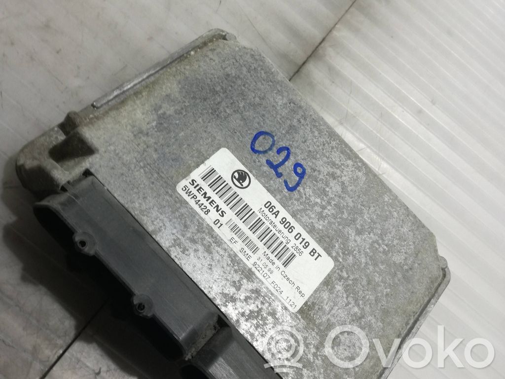 Skoda Octavia Mk1 (1U) Sterownik / Moduł ECU 