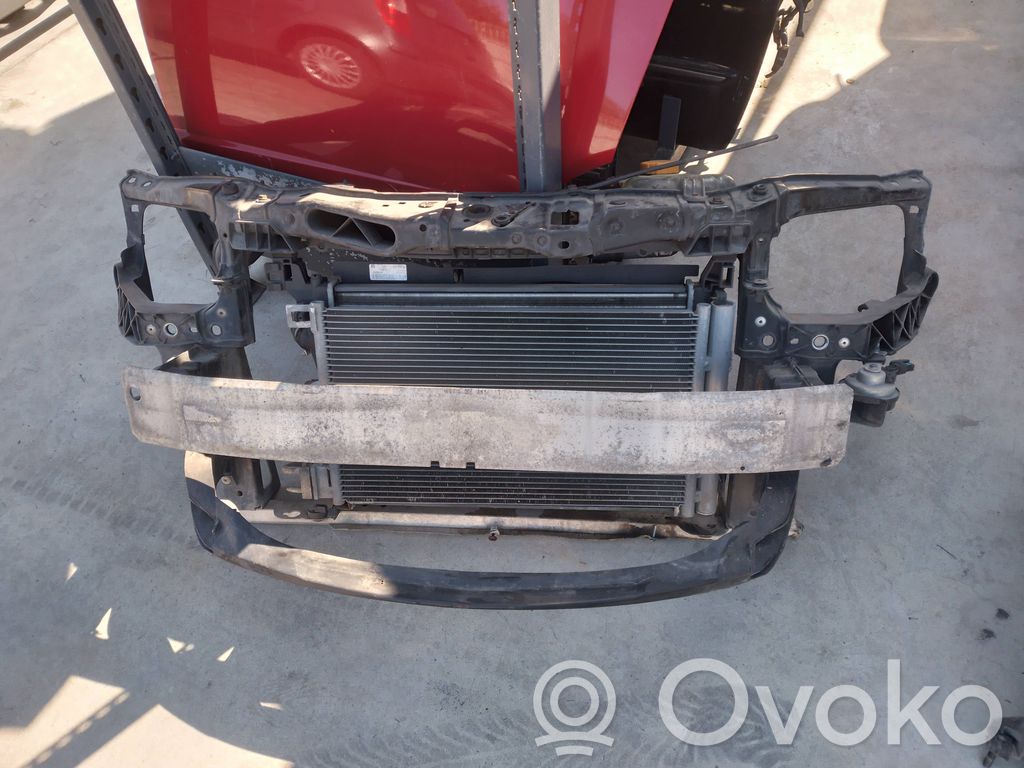Opel Corsa D Панель радиаторов 