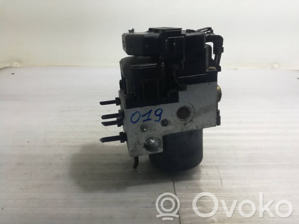 Volkswagen PASSAT B5 Pompa ABS 