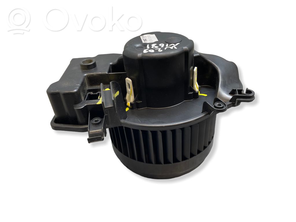 Mazā radiatora ventilators
