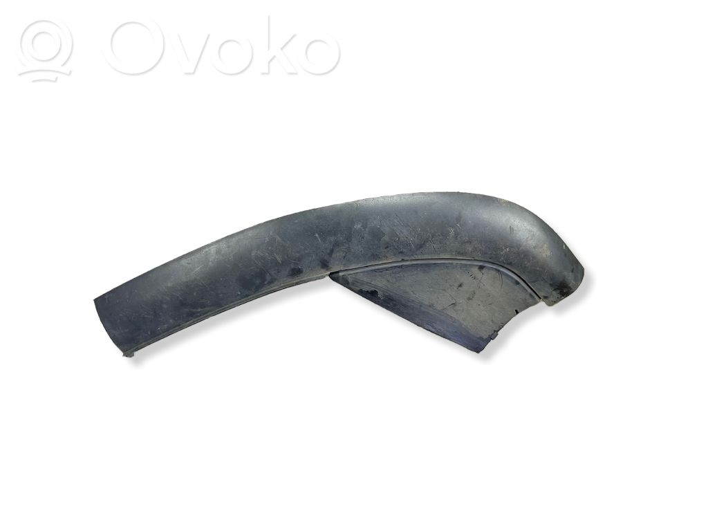 Apakšējā bampera daļa (lūpa)