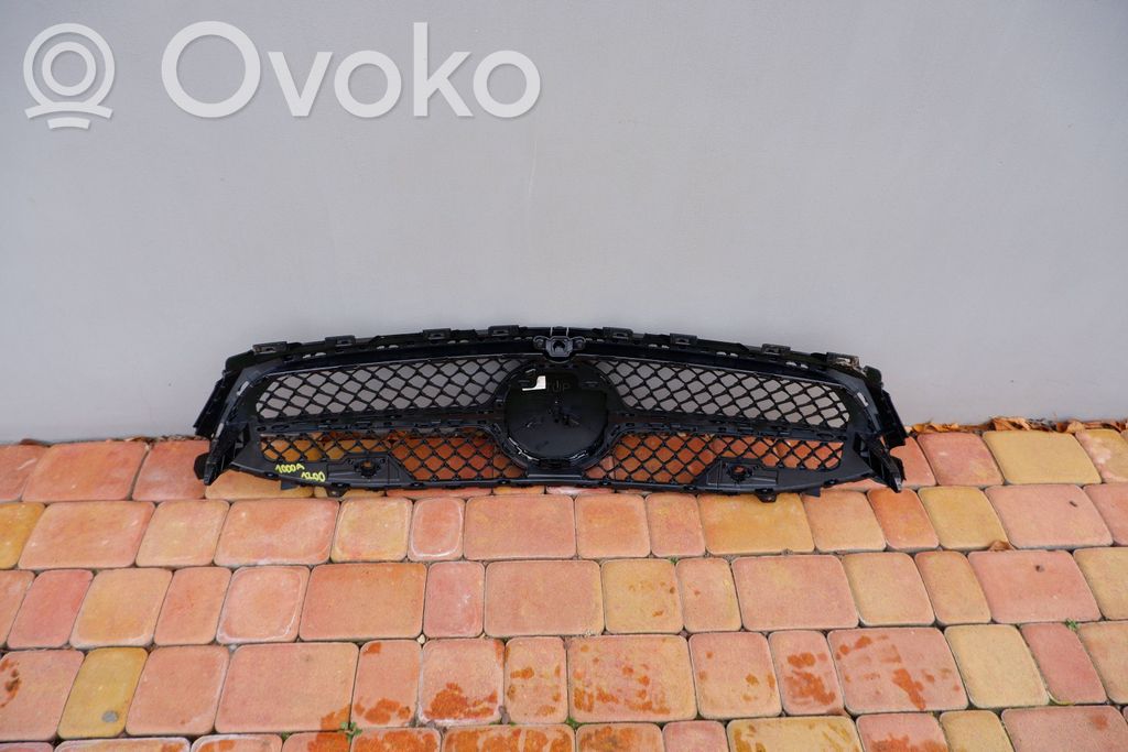A1188883800 Mercedes-Benz CLA C118 X118 Kühlergrill, 281.65 € | RRR