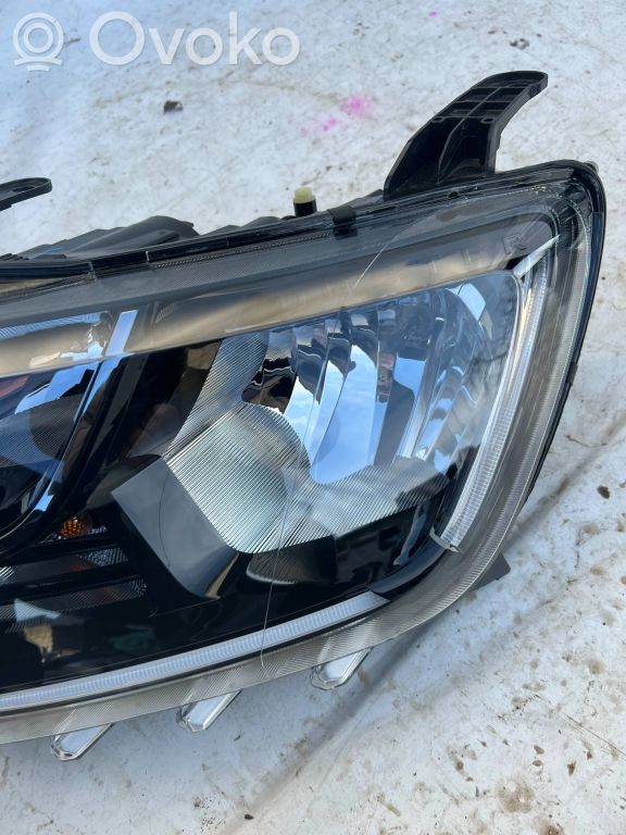 260609367R Dacia Duster II Scheinwerfer, 305.68 € | RRR