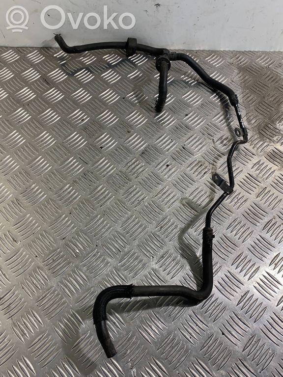 Tubo di raffreddamento dell'olio Ford Transit 2006 Custom 2.2 TDCI