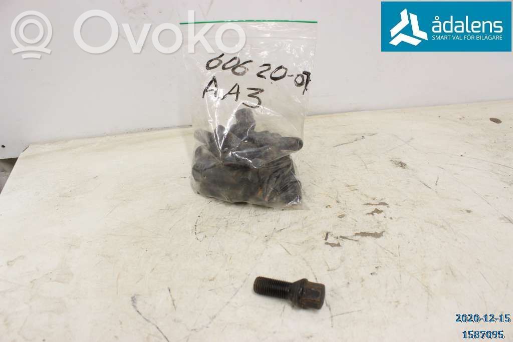 WHT002437 Audi A3 S3 8P Varžtai/ veržlės, 17,86 € | RRR