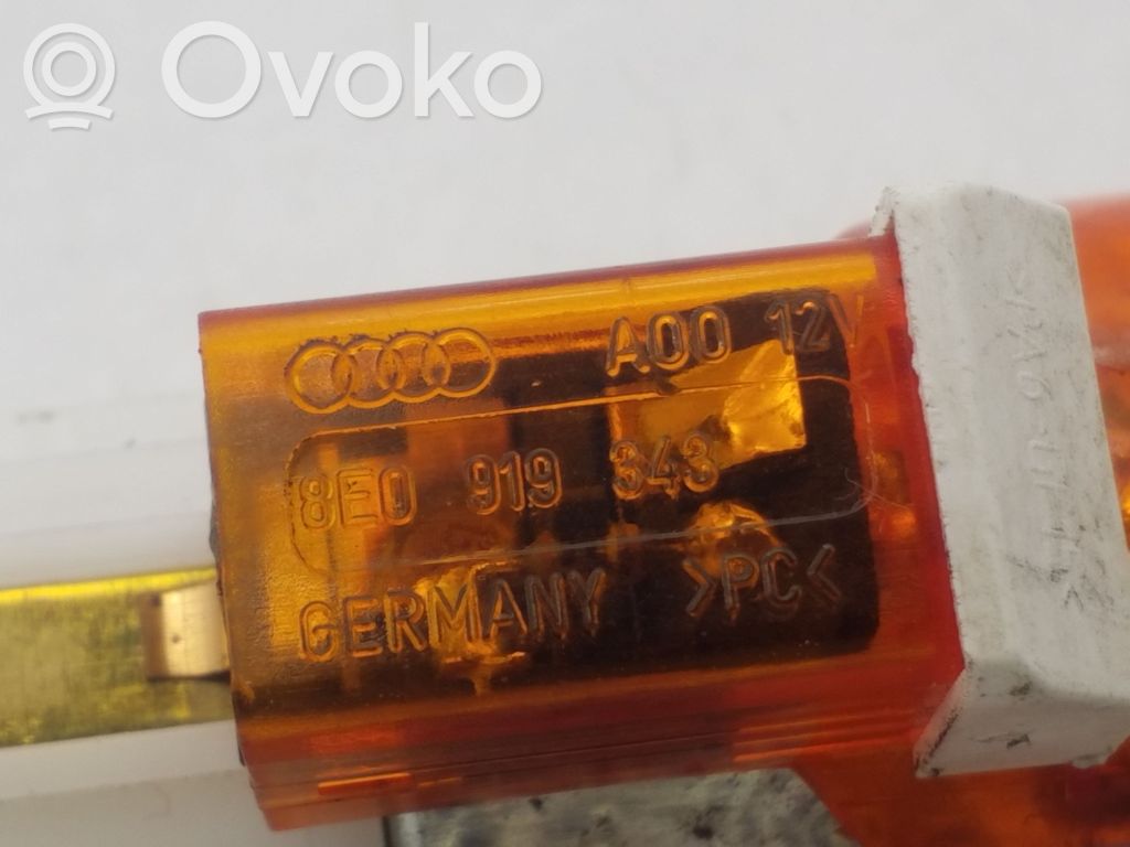 8E0919343 Audi Q7 4L 12V Steckdose vorne, 15.00 € | RRR