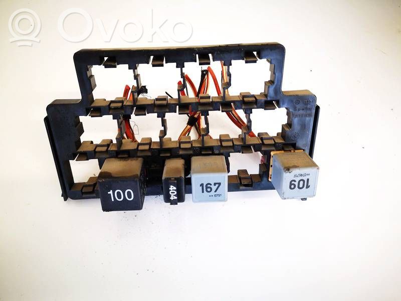 6q0972595a Volkswagen Polo IV 9N3 Fuse box set, €19.82 | RRR