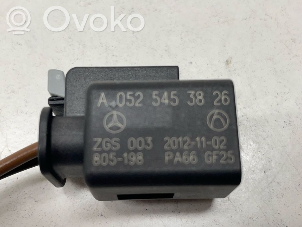 A0525453826 Mercedes-Benz E W212 Relais Hupe Horn, 10.00 € | RRR 