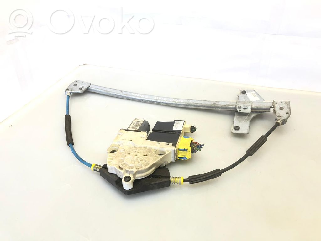 Priekšpusē elektriskā loga pacelšanas mehānisma komplekts