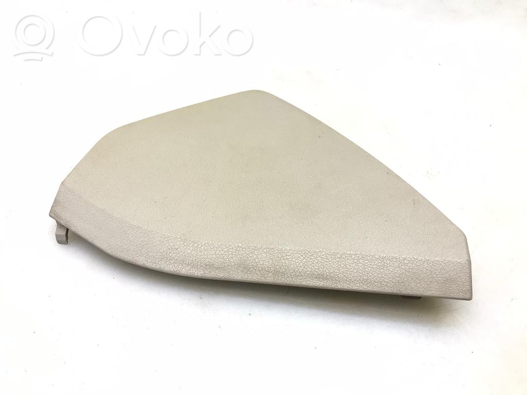 Paneļa dekoratīvās apdares vairogs (sānu)