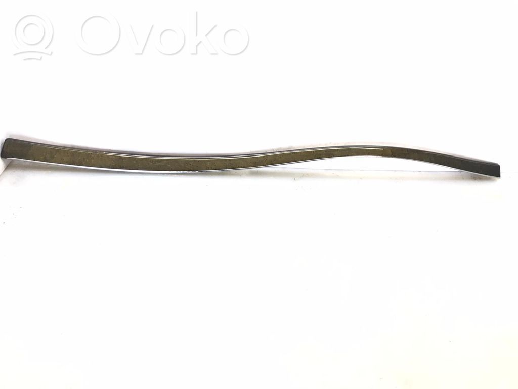 Dekoratīvās apdares lenta