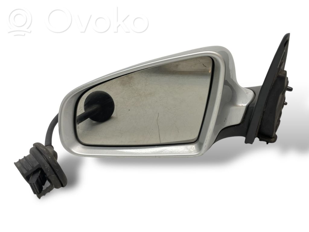 Spogulis (elektriski vadāms)