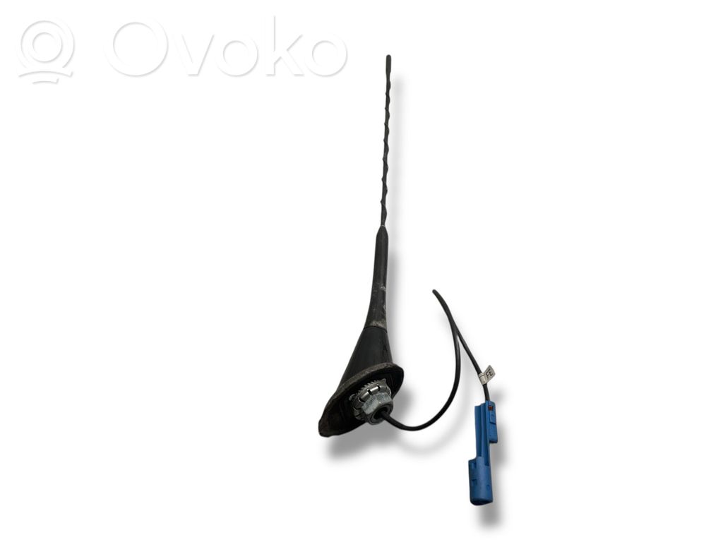 Radio antena